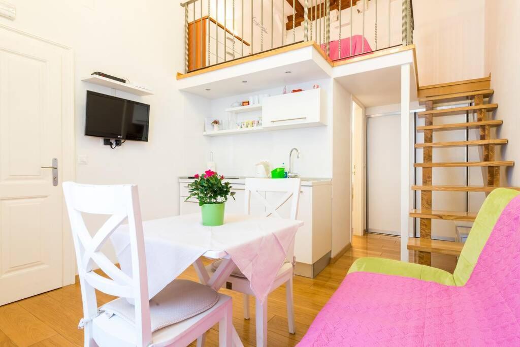 Carpe Diem Apartment On The Main Street - Stradun Dubrovnik Extérieur photo