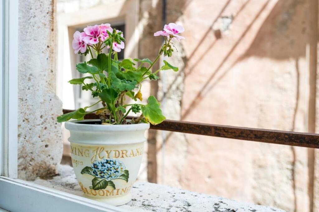 Carpe Diem Apartment On The Main Street - Stradun Dubrovnik Extérieur photo